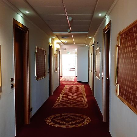 Parco Dei Principi Hotel โรเชลลา ยอนีกา ภายนอก รูปภาพ